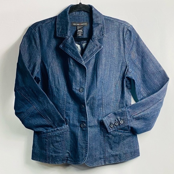 New York  & Co. Women’s Sz 8 Dark Wash Blue Jean Denim Blazer Button Down Jacket - Picture 3 of 9